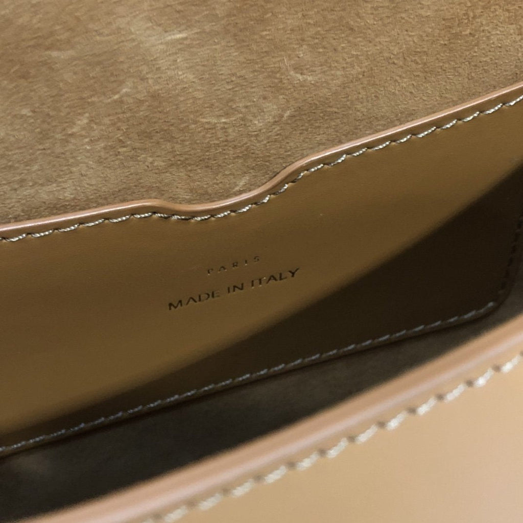 DIOR LARGE BOBBY BAG 27CM COGNAC-COLORED CALFSKIN