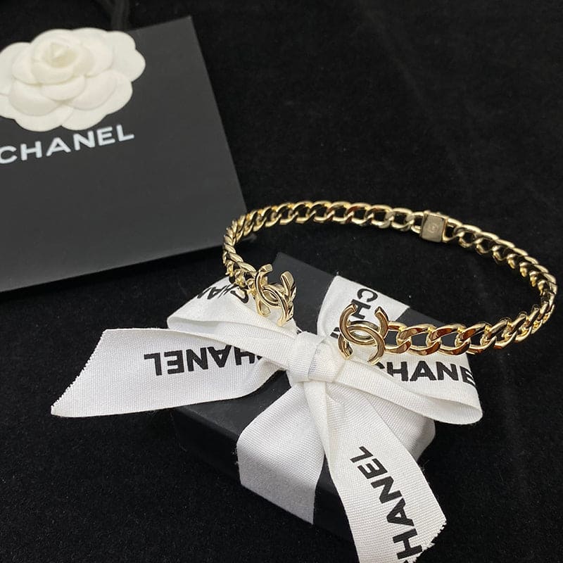18K Interlocking  Chanel Cuff Logo Choker Necklaces