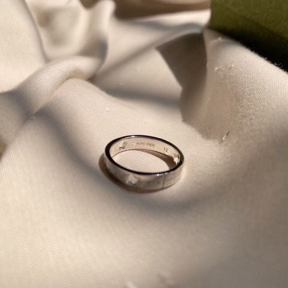 18K Double Gucci White Gold Ring