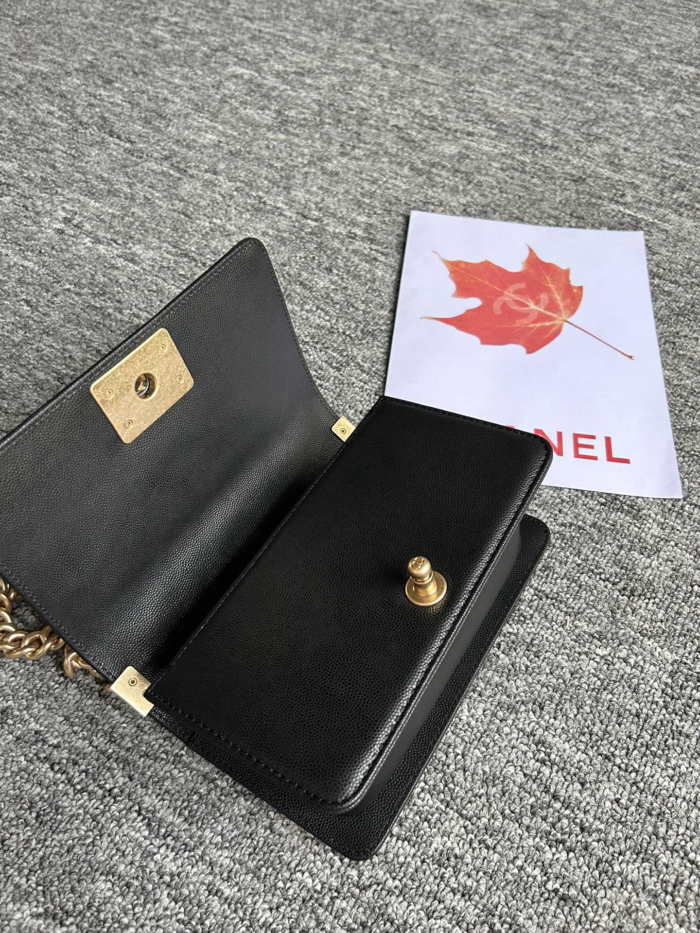 CHANEL BOY BAG SMALL 20 BLACK CHEVRON CAVIAR GOLD HARDWARE