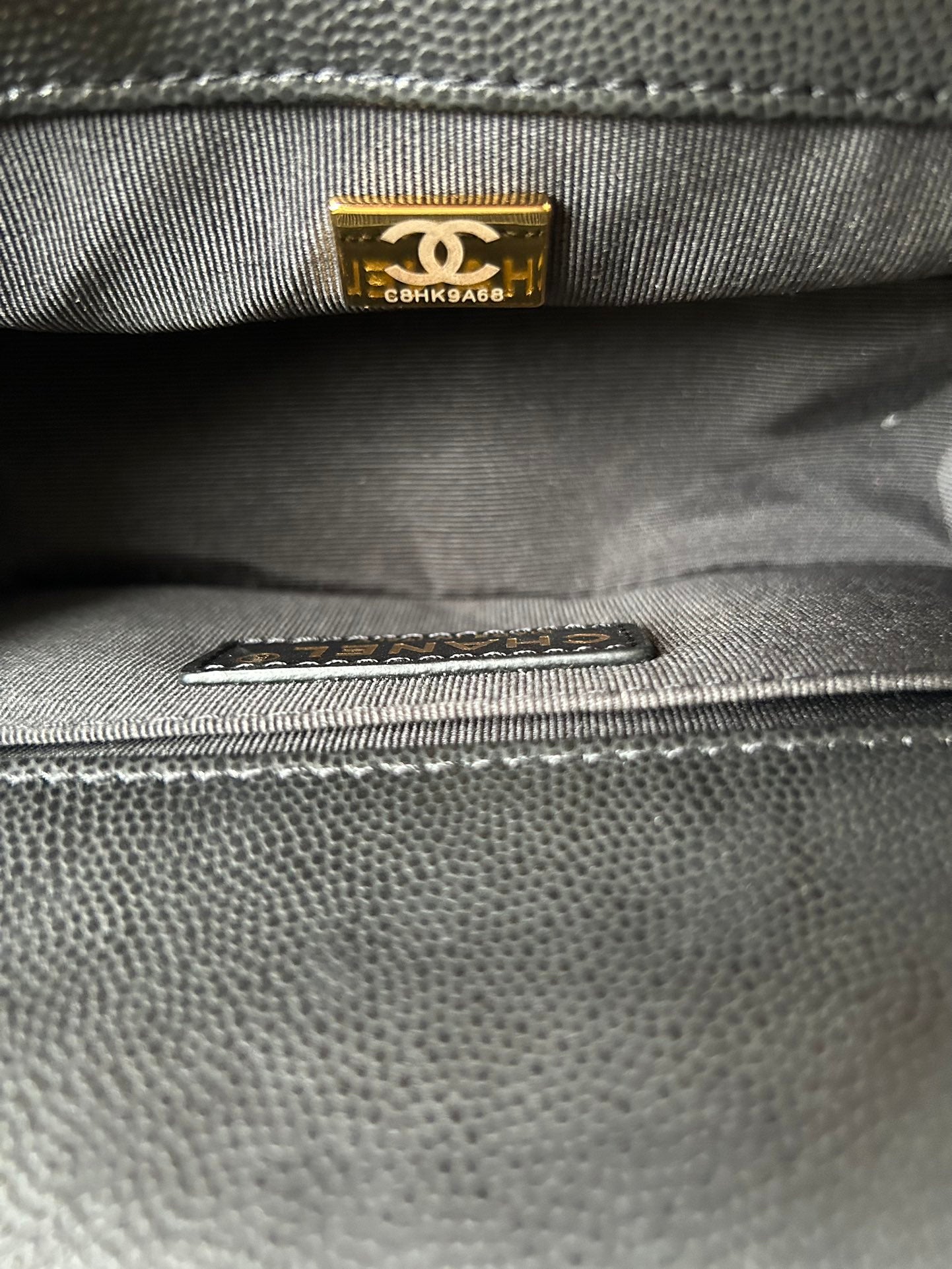 CHANEL BOY BAG SMALL 20 BLACK CHEVRON CAVIAR GOLD HARDWARE