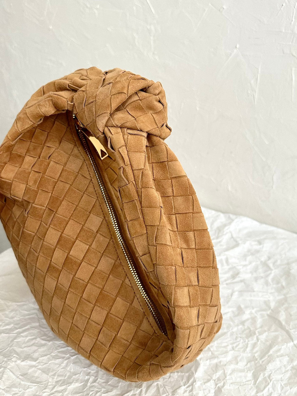 BOTTEGA VENETA TEEN JODIE 36CM BROWN SUEDE LEATHER