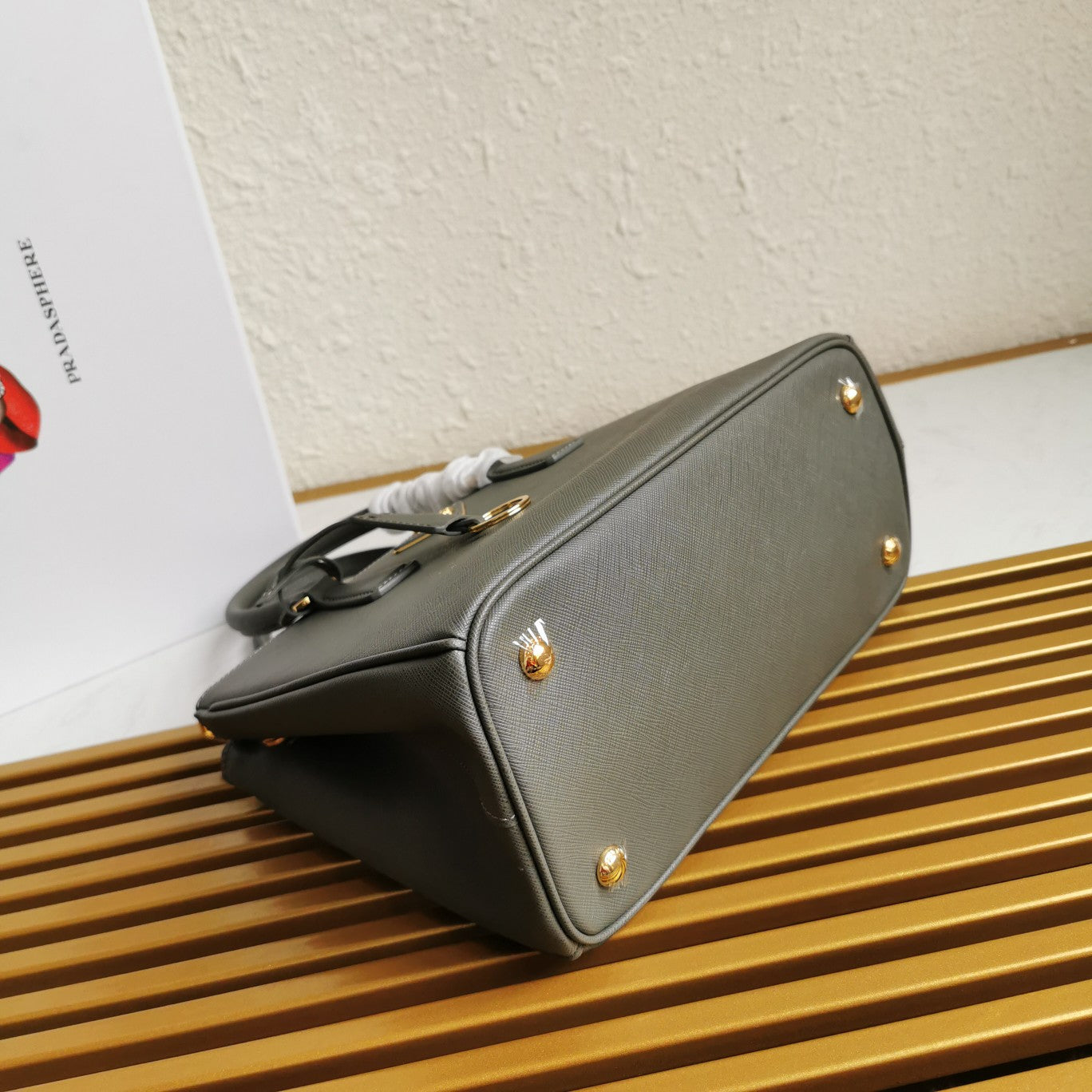 PRADA MEDIUM GALLERIA 28 GREY SAFFIANO LEATHER