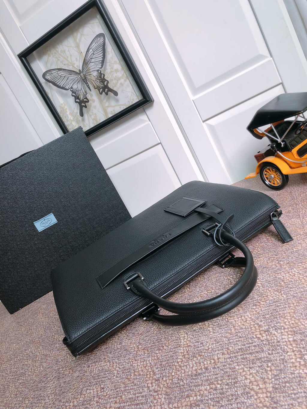 PRADA BRIEFCASE 40 IN BLACK GRAINED CALFSKIN