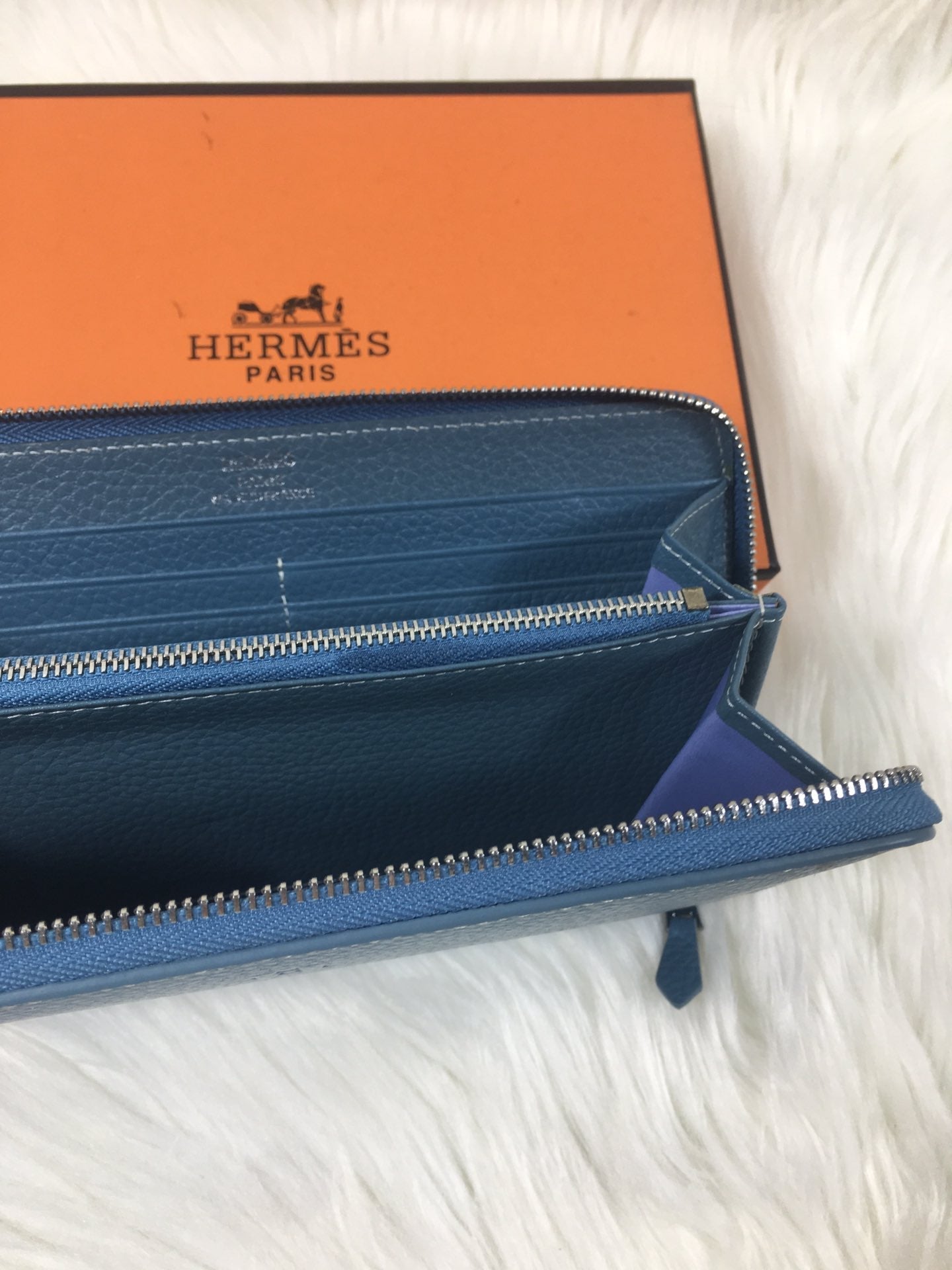 HERMES SILK'IN CLASSIC WALLET 20 CERULEAN GRAINED CALFSKIN