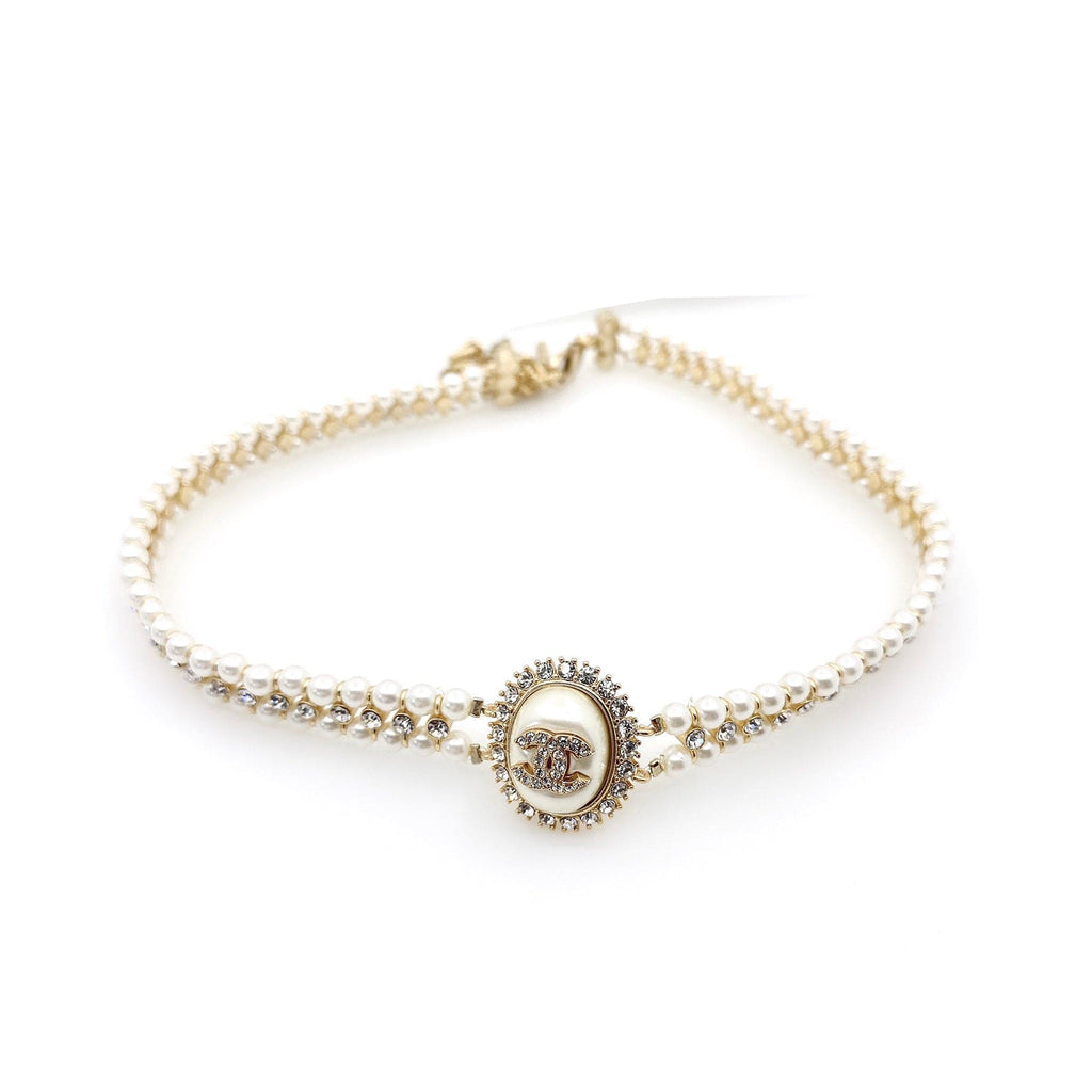 18K  Chanel Pearl Necklace