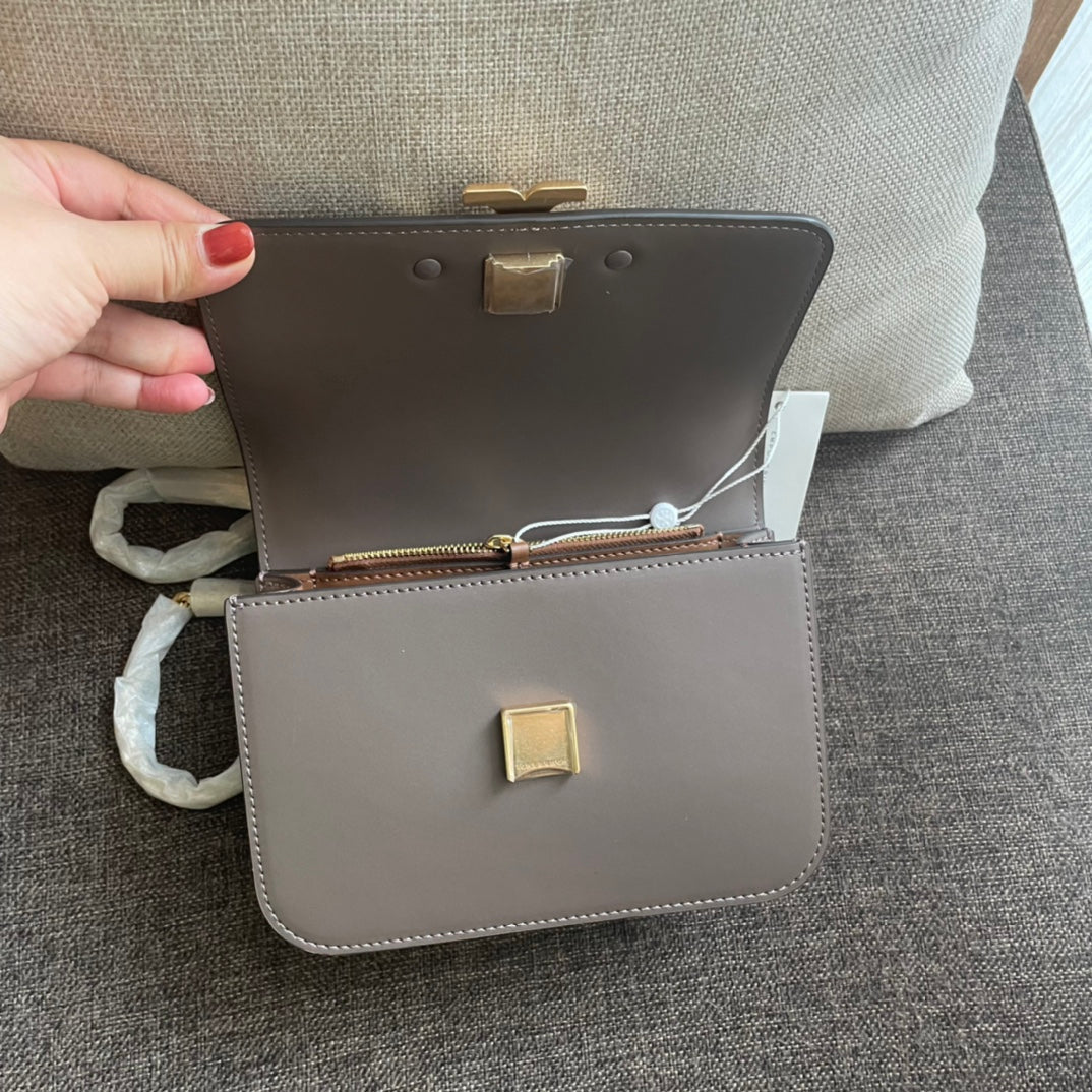 CELINE TRIOMPHE BOX 18 CALFSKIN GREY