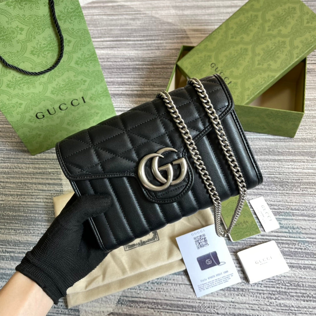 GUCCI MARMONT MINI 20 SHOULDER BAG IN BLACK CALFSKIN