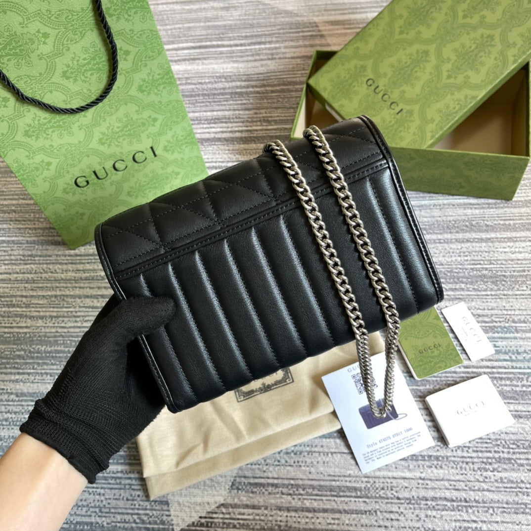 GUCCI MARMONT MINI 20 SHOULDER BAG IN BLACK CALFSKIN