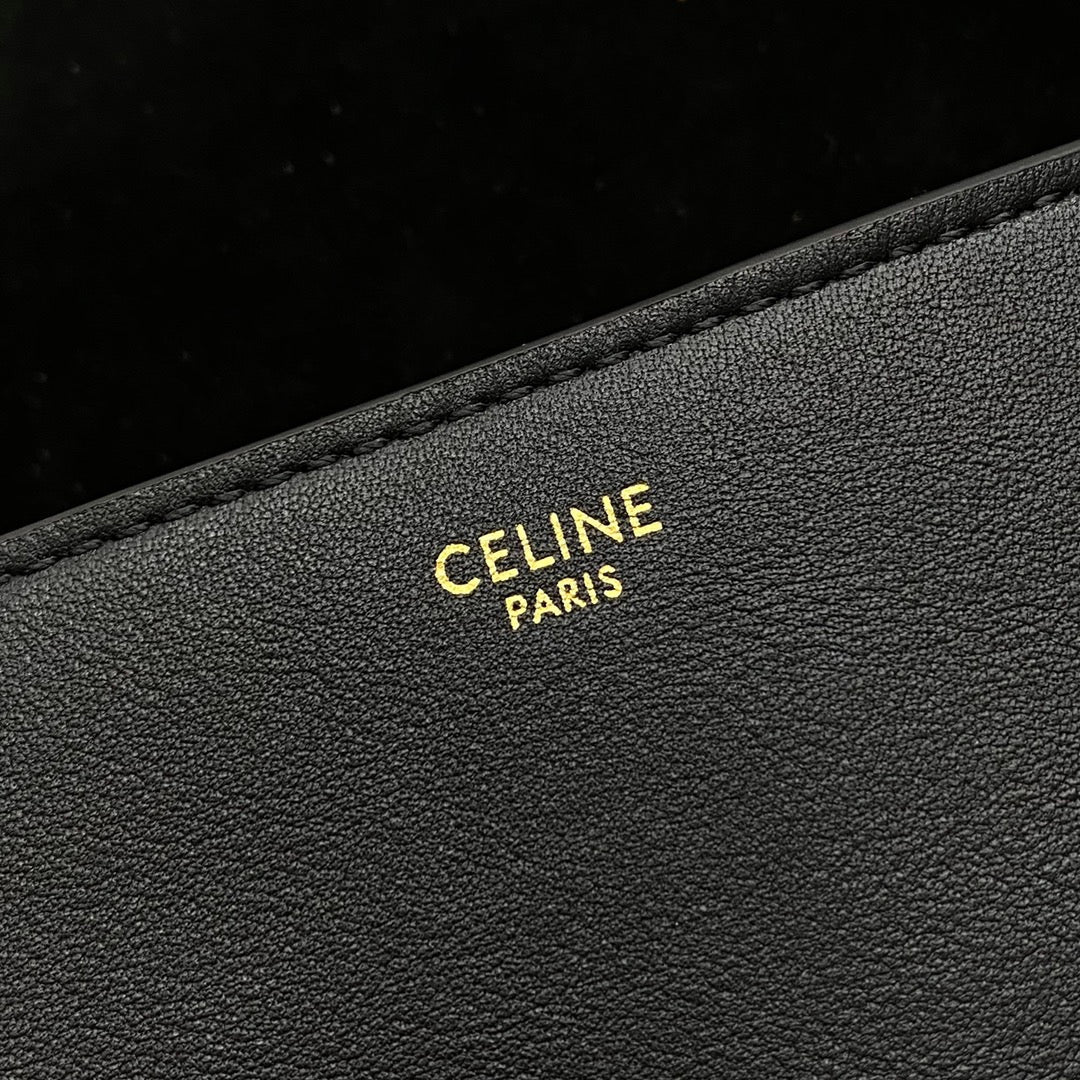 CELINE FOLCO CUIR TRIOMPHE 18 IN BLACK CALFSKIN