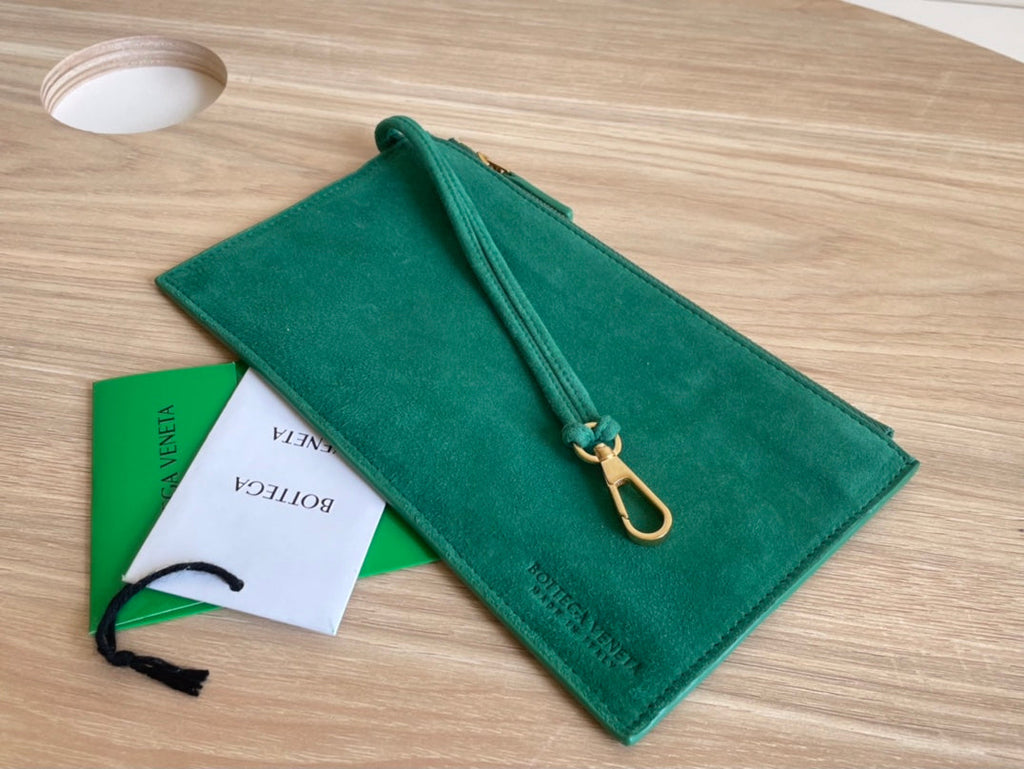 BOTTEGA VENETA ARCO TOTE 36 IN KAITOKE GREEN CALFSKIN