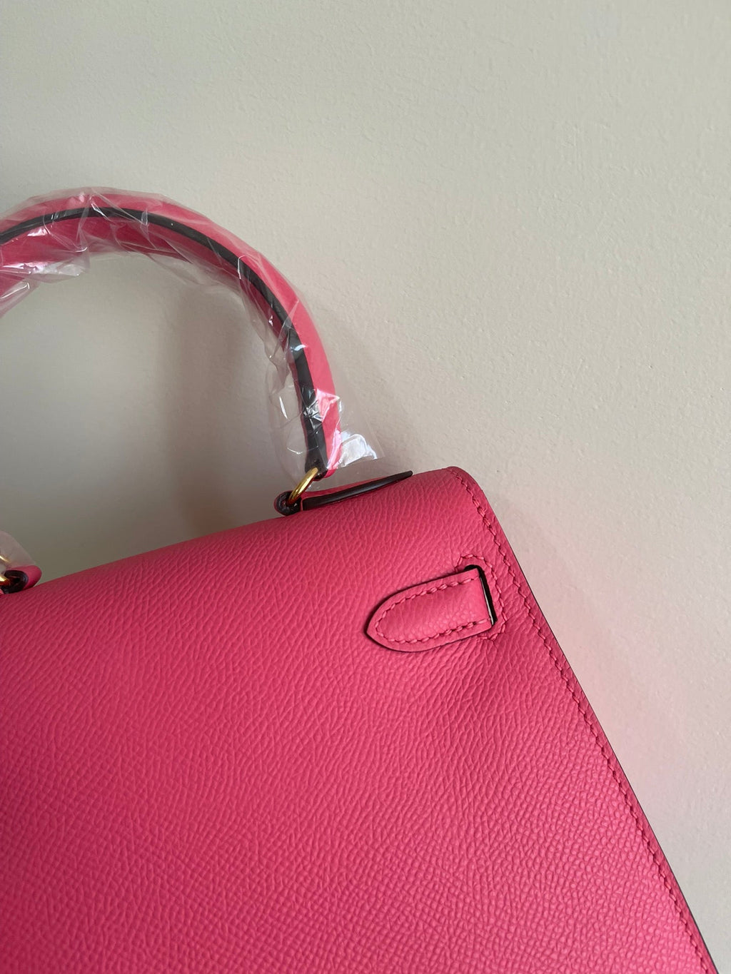 HERMES KELLY MINI 20 BAG IN RED PINK CALFSKIN WITH GOLD HARDWARE