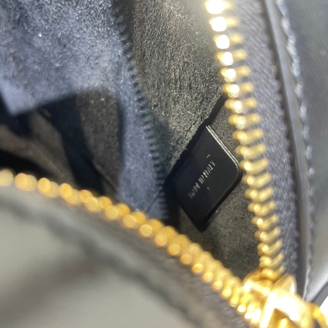 CELINE OVAL PURSE BAG 20 IN BLACK CALFSKIN