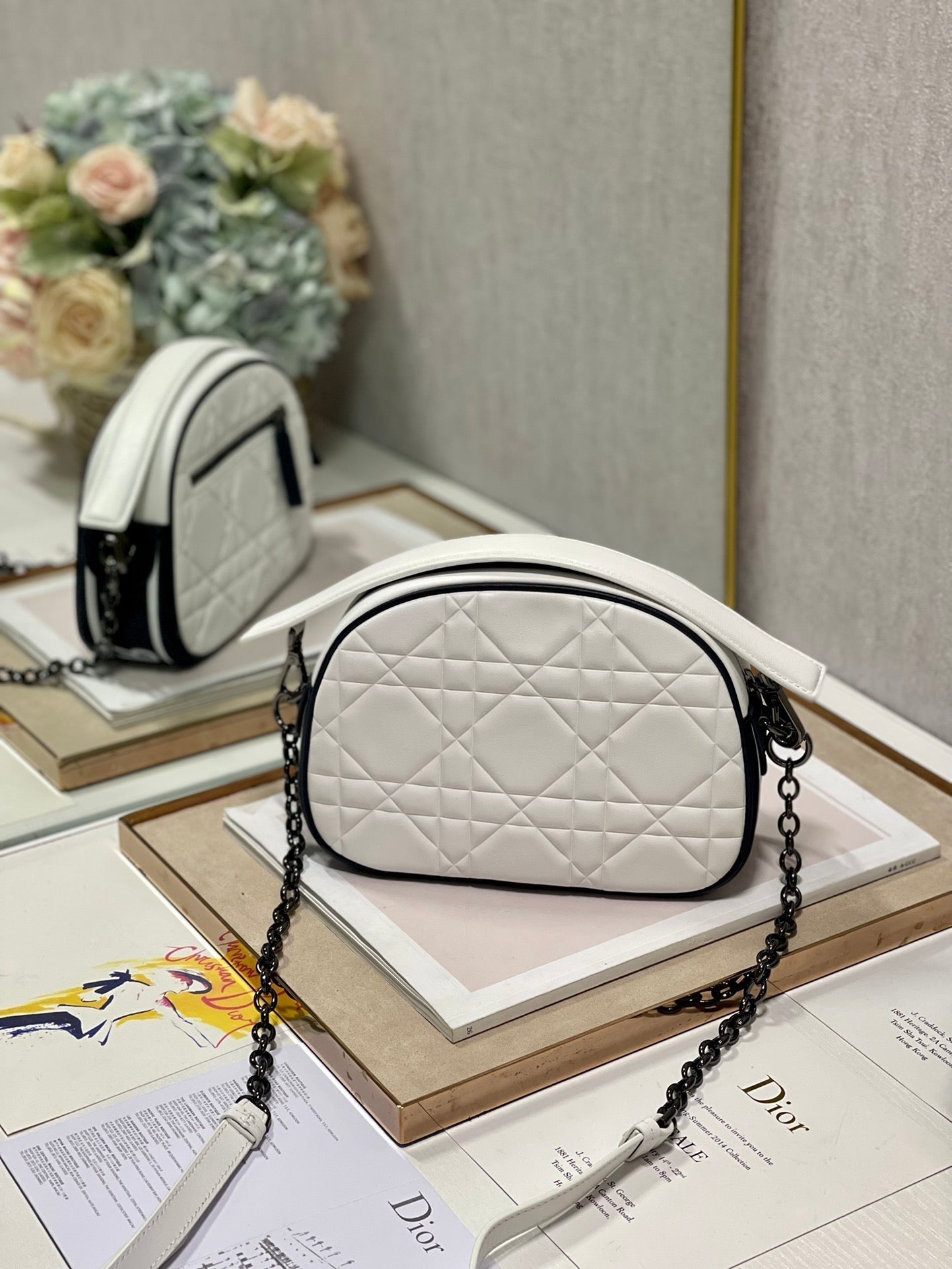 DIOR VIBE HOBO 22 BAG IN WHITE CALFSKIN