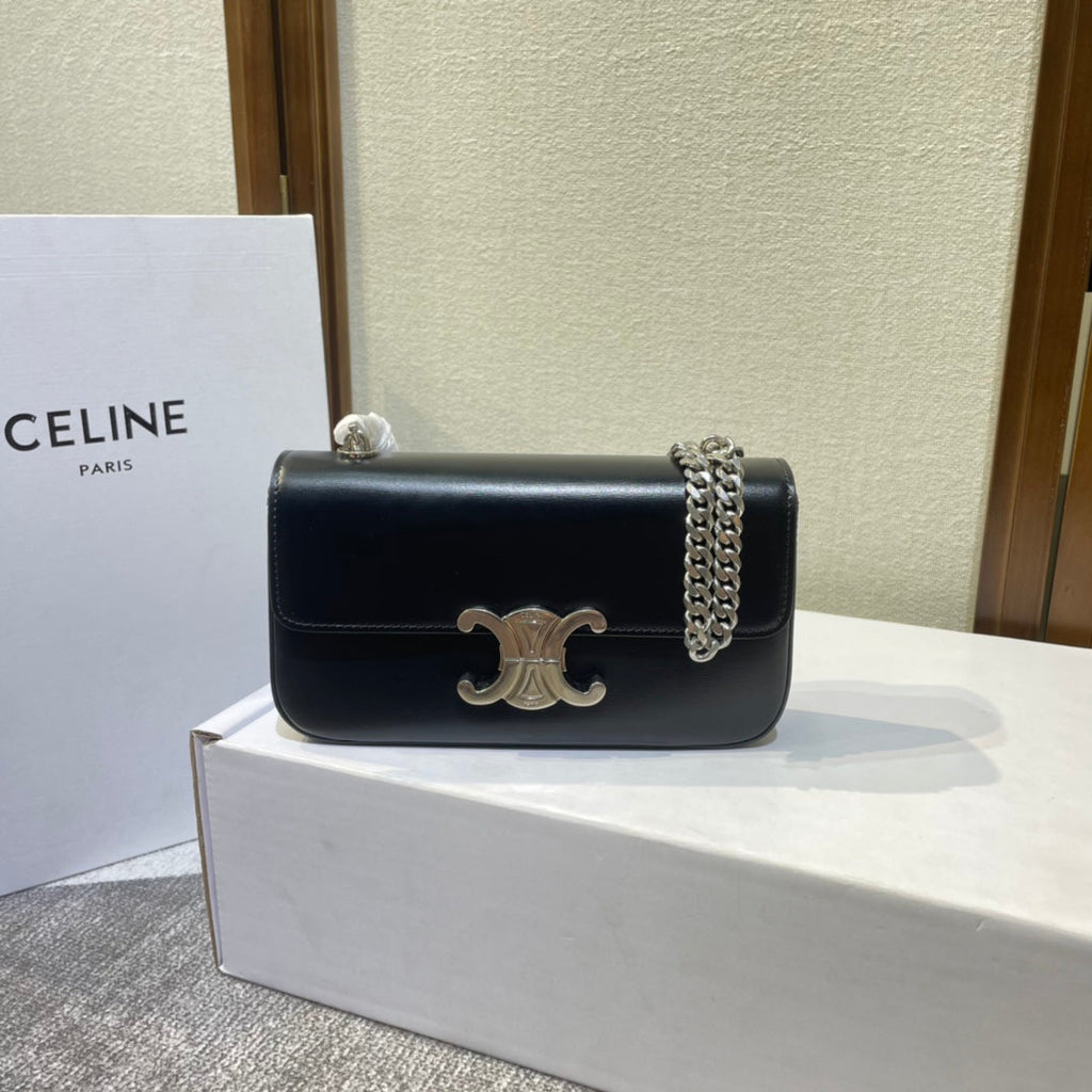 CELINE CHAIN EMBOSSED ARMPIT BAG 20 IN BLACK CALFSKIN SILVER HARDWARE
