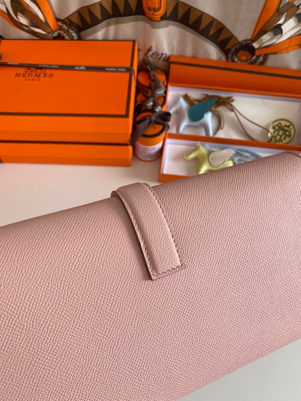 HERMES JIGE ELAN 29 CLUTCH IN CREPE PINK CALFSKIN