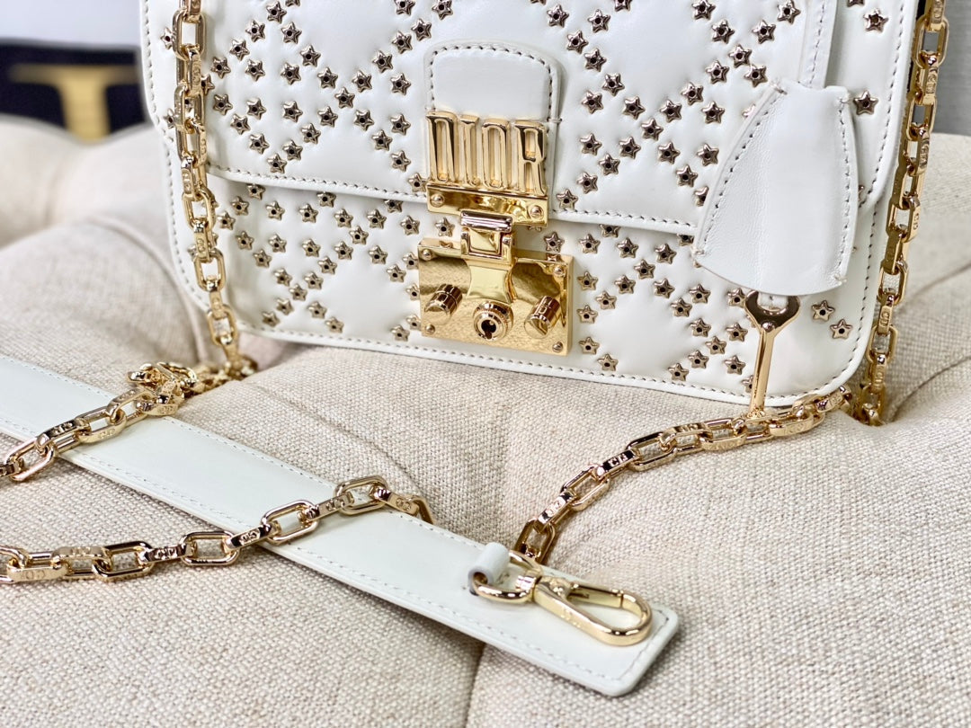 DIOR LIMITED BAG 21 IN WHITE LAMBSKIN
