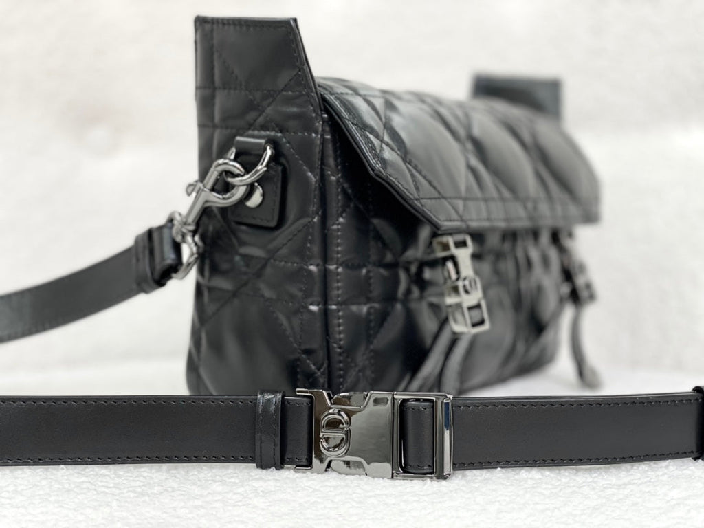 DIOR SMALL CAMP BAG 23 IN BLACK CALFSKIN
