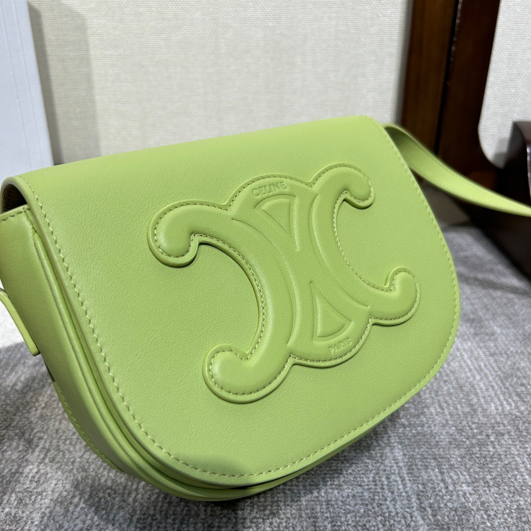 CELINE FOLCO CUIR TRIOMPHE 18 IN INCHWORM GREEN CALFSKIN