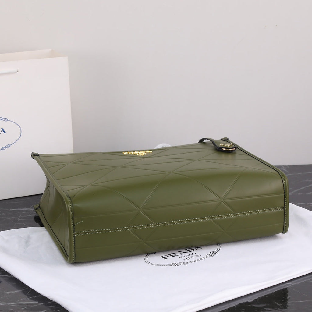 PRADA LARGE 39 TOTE IN OLIVE GREEN CALFSKIN GOLD HARDWARE