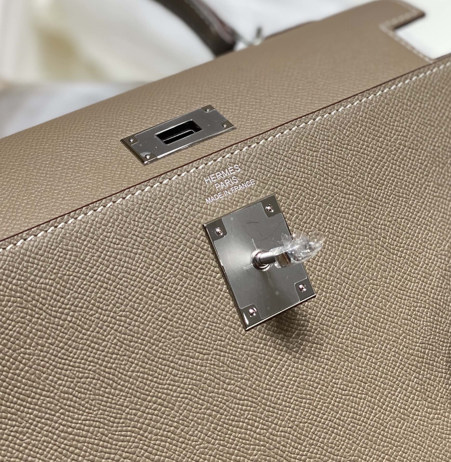 HERMES KELLY 28CM IN ETOUPE EPSOM CALFSKIN SLIVER HARDWARE