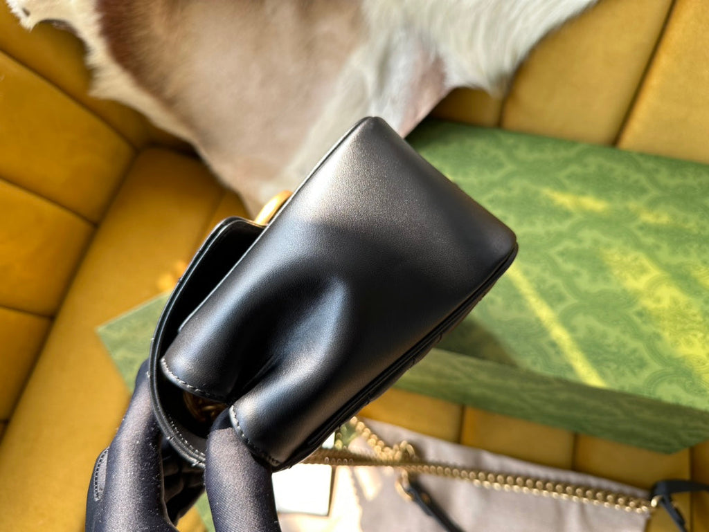 GUCCI MARMONT MINI 18 HANDBAG IN BLACK CALFSKIN