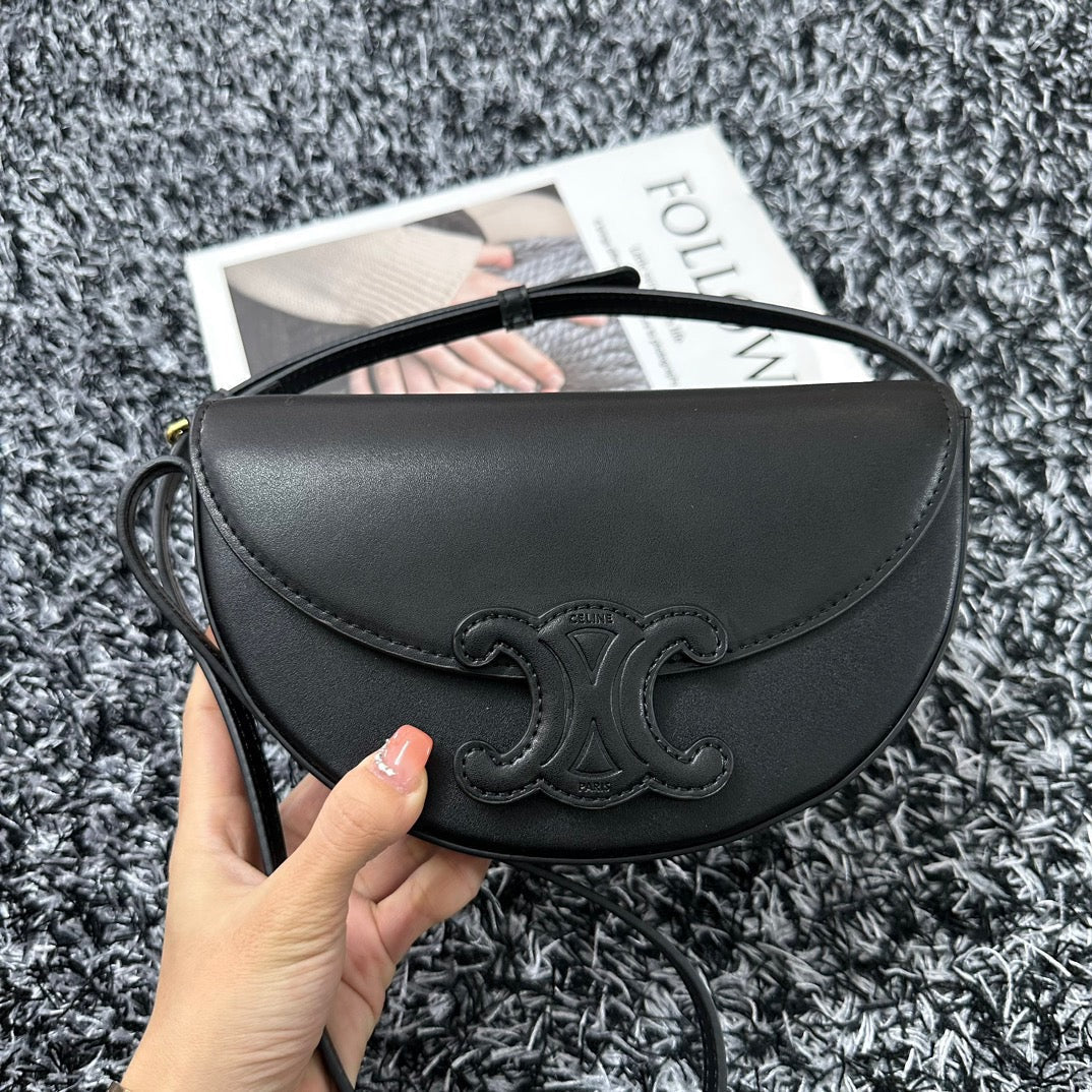 CELINE BESACE TRIPHOME 23 BLACK CALFSKIN