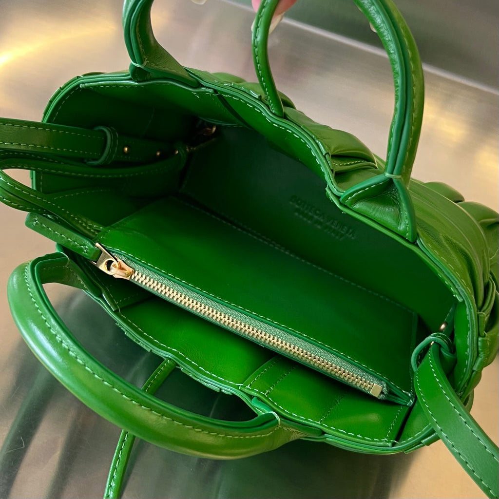 BOTTEGA VENETA CANDY ARCO TOTE 20 IN GREEN SOFT LAMBSKIN