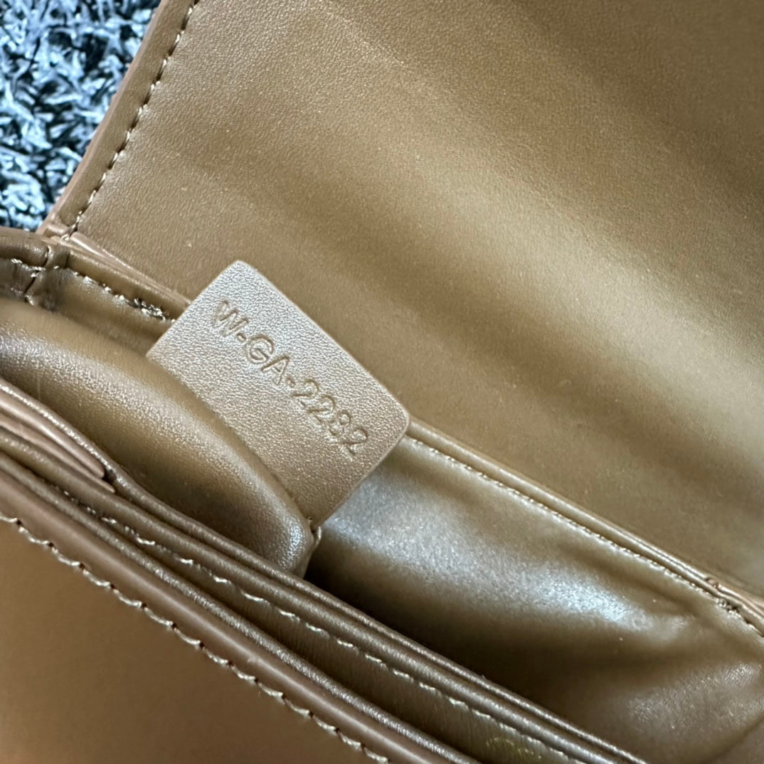 CELINE BESACE TRIPHOME 17 CALFSKIN CARAMEL BROWN