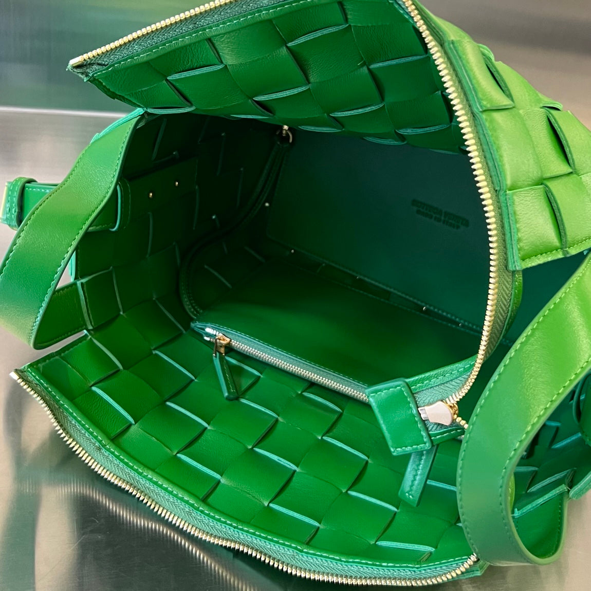 BOTTEGA VENETA MEDIUM 28 CASSETTE NEON GREEN LAMBSKIN