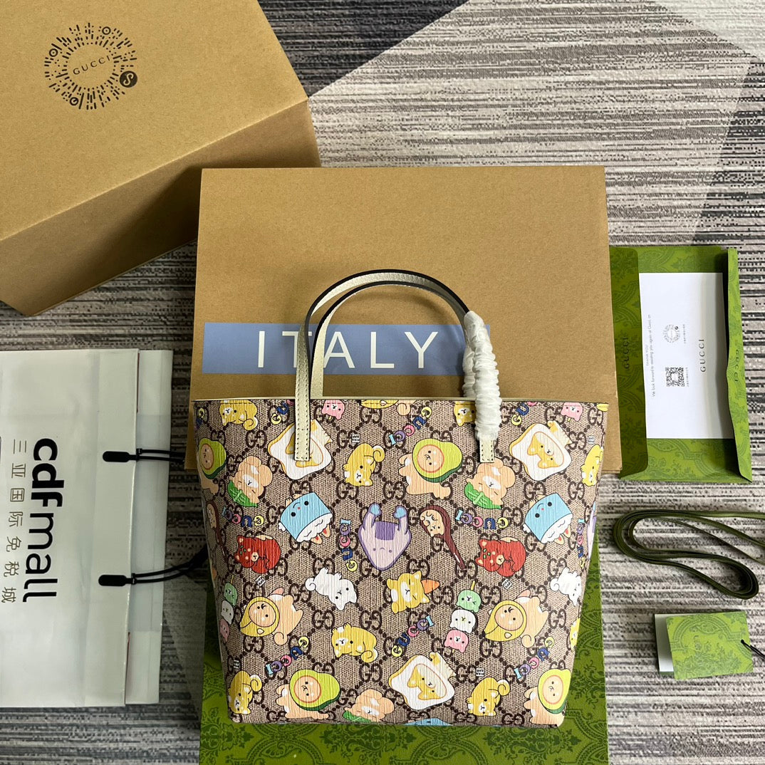 GUCCI SMALL 21 ANIMAL PRINTED TOTE IN BEIGE CANVAS