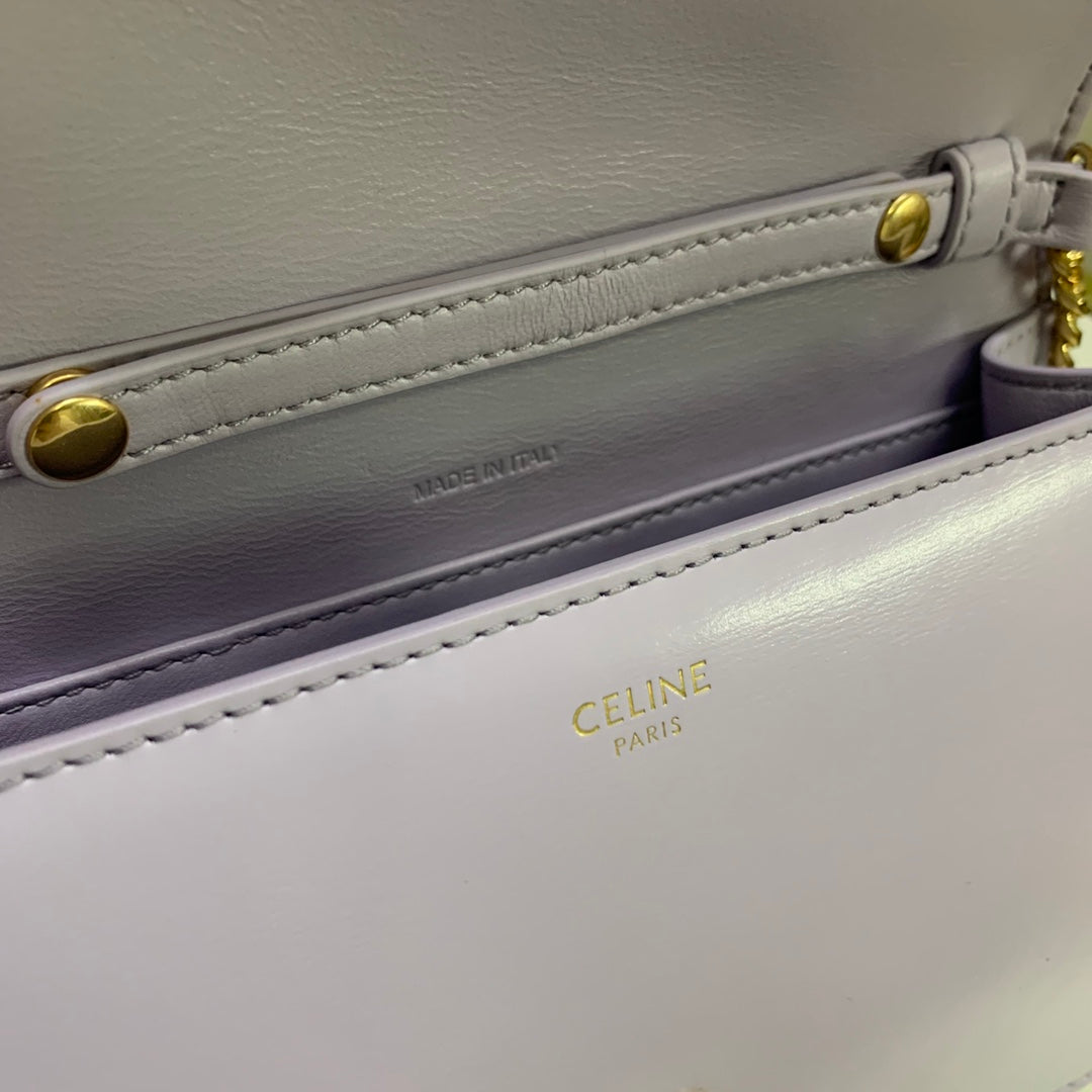 CELINE WALLET ON CHAIN MARGO 19 IN LIGHT LILAC SMOOTH CALFSKIN GOLD HARDWARE