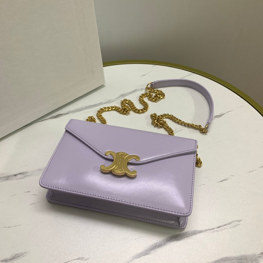 CELINE WALLET ON CHAIN MARGO 19 IN LIGHT LILAC SMOOTH CALFSKIN GOLD HARDWARE