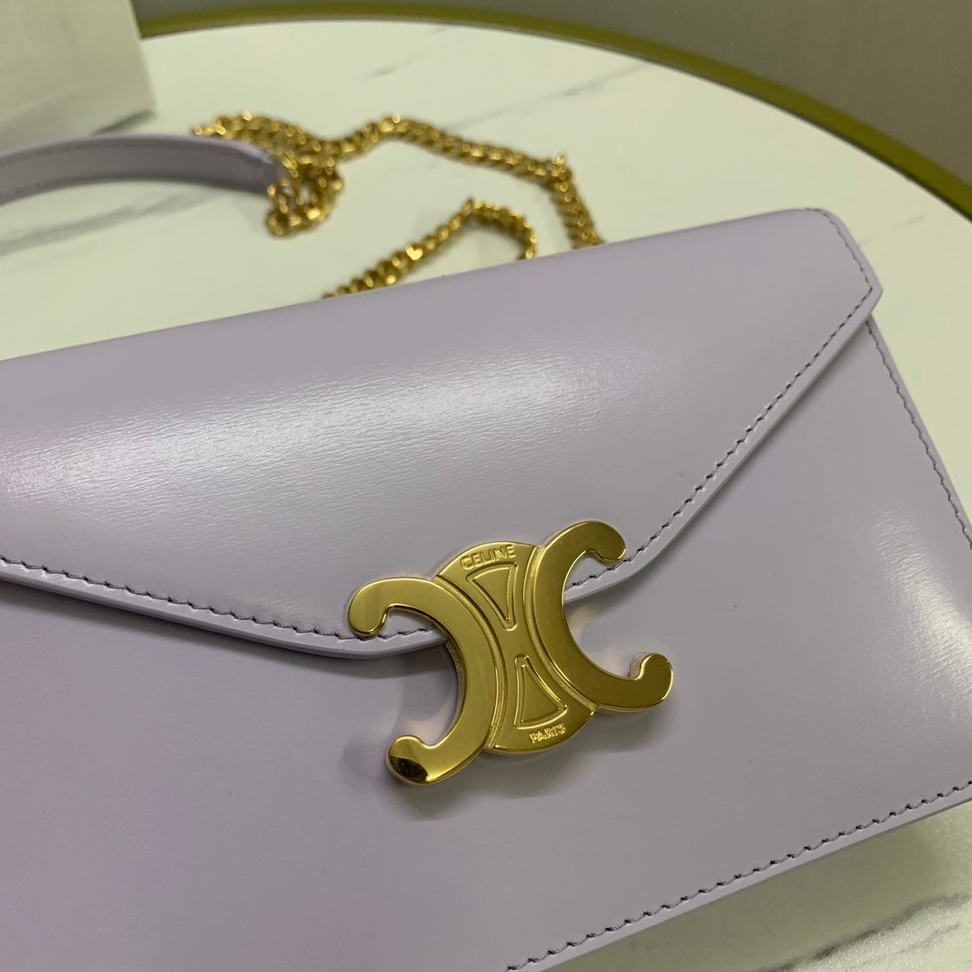CELINE WALLET ON CHAIN MARGO 19 IN LIGHT LILAC SMOOTH CALFSKIN GOLD HARDWARE