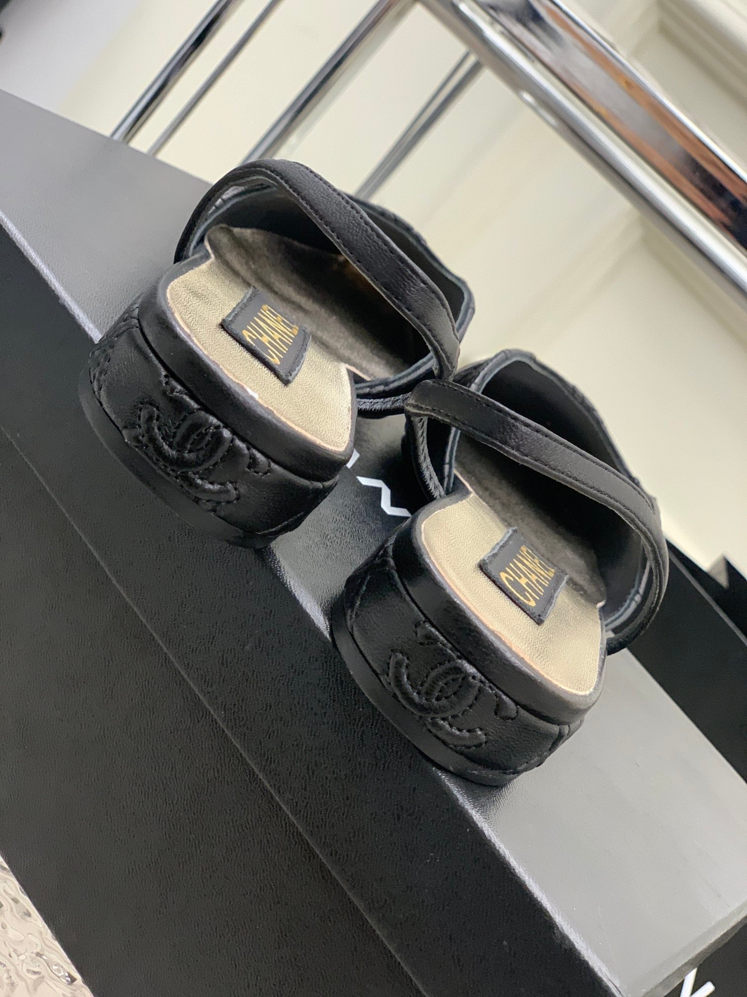 CHANEL SLINGBACKS 20 BLACK CALFSKIN