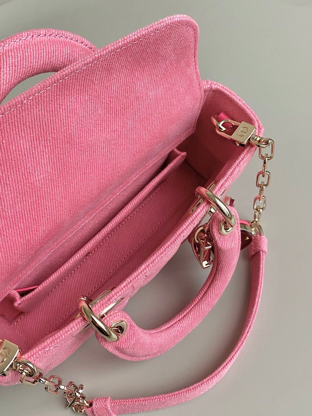 DIOR D-JOY BAG 22 IN HOT PINK MACROCANNAGE DENIM