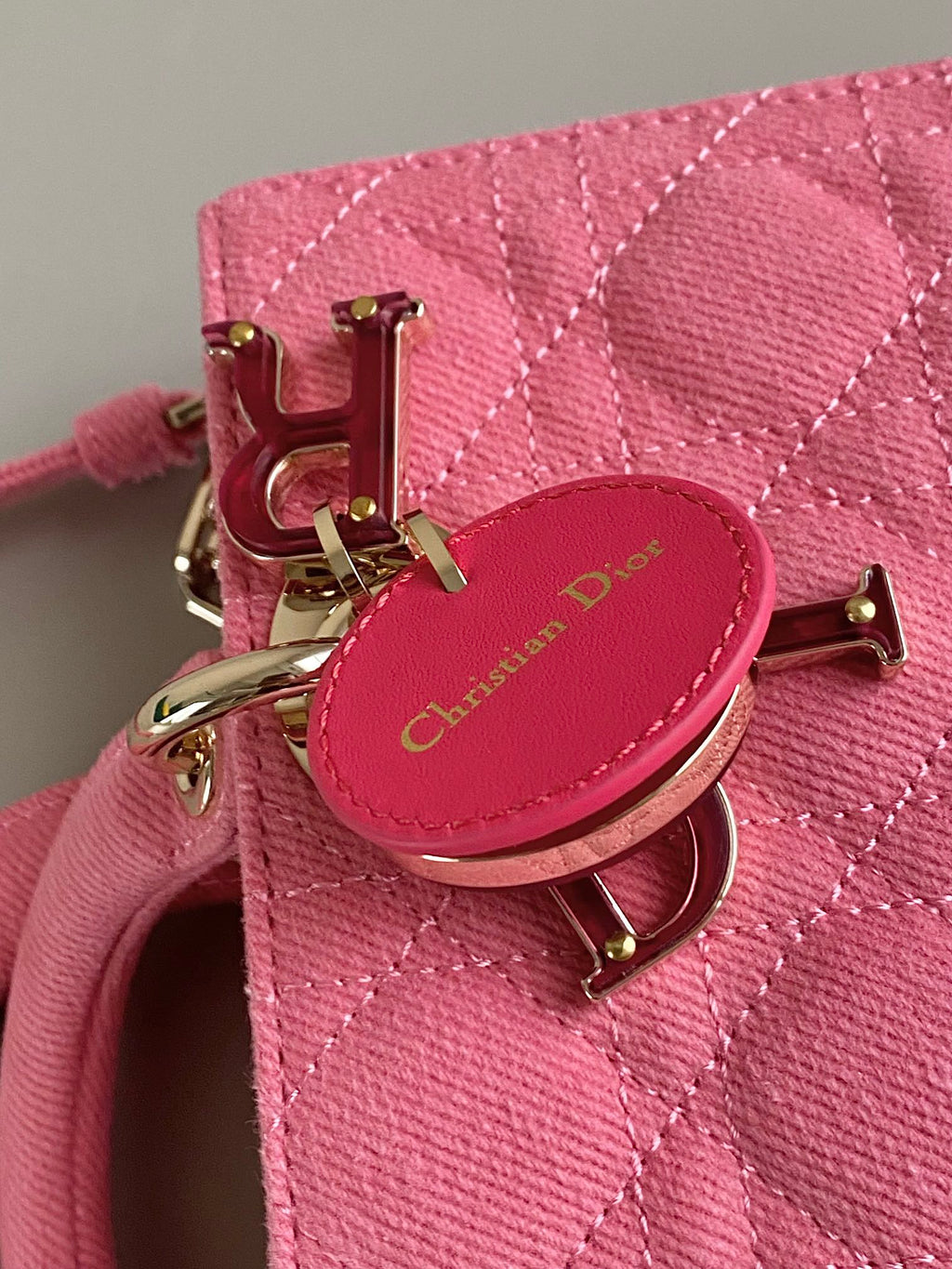 DIOR D-JOY BAG 22 IN HOT PINK MACROCANNAGE DENIM