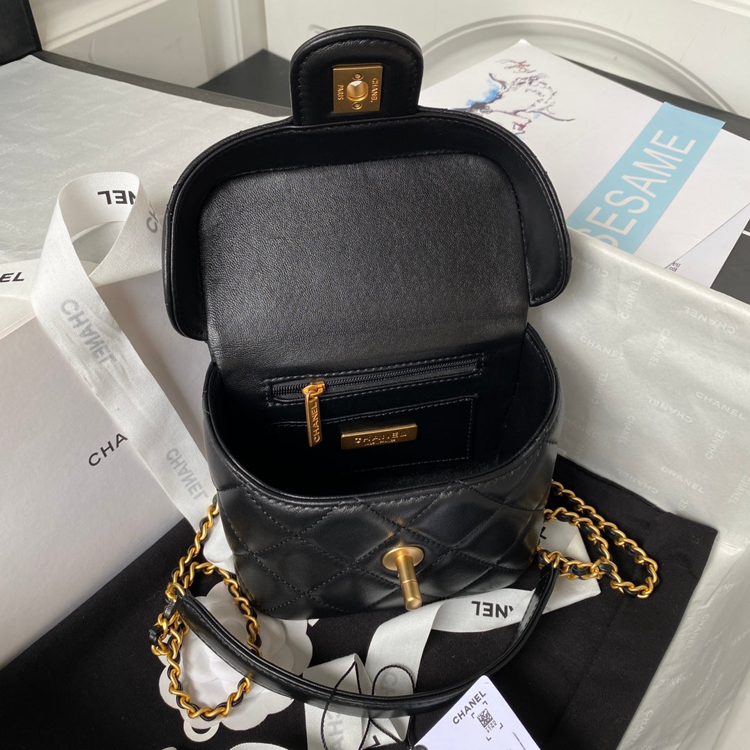CHANEL SMALL 15 VANITY CASE IN BLACK CALFSKIN GOLD HARDWARE