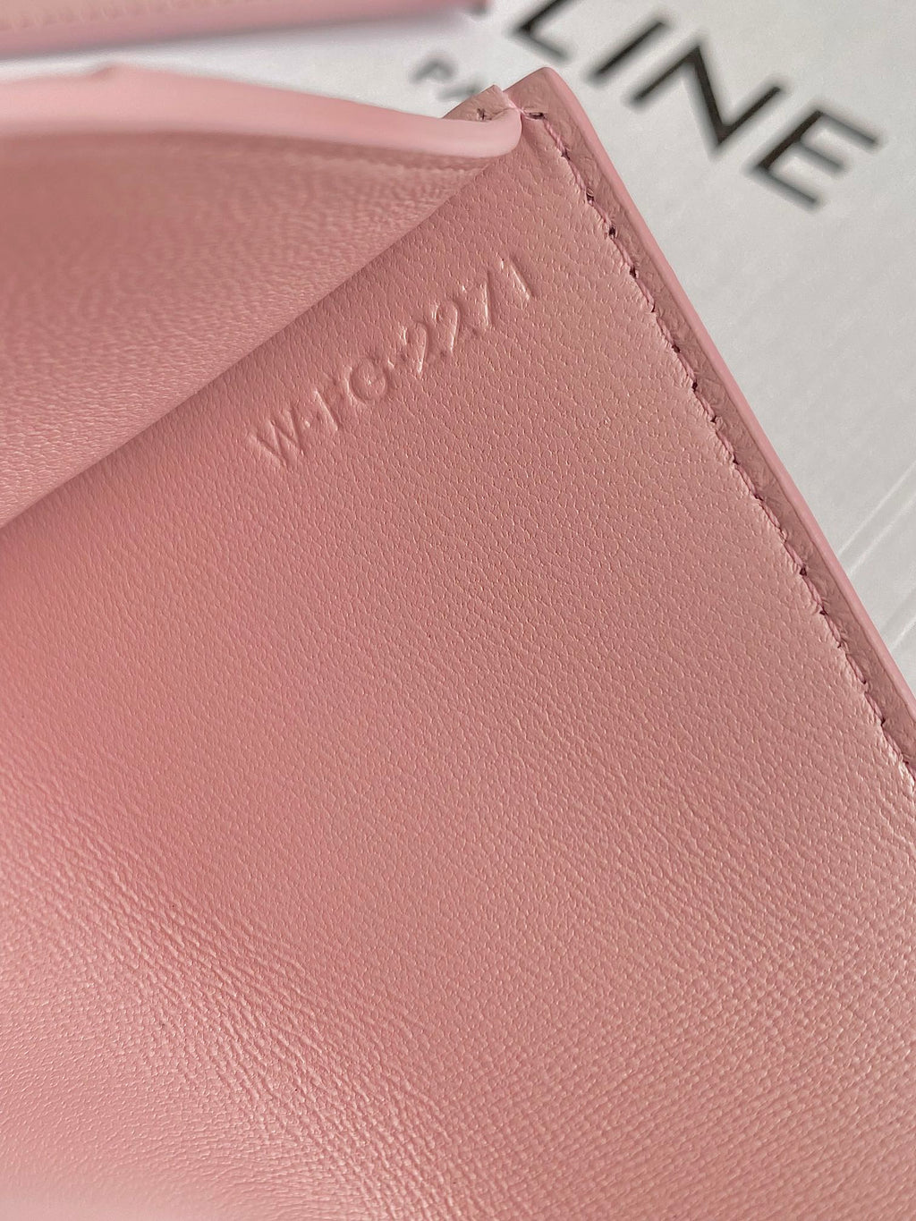 CELINE TRIOMPHE 9 WALLET TWO-IN-ONE PINK PASTEL CALFSKIN