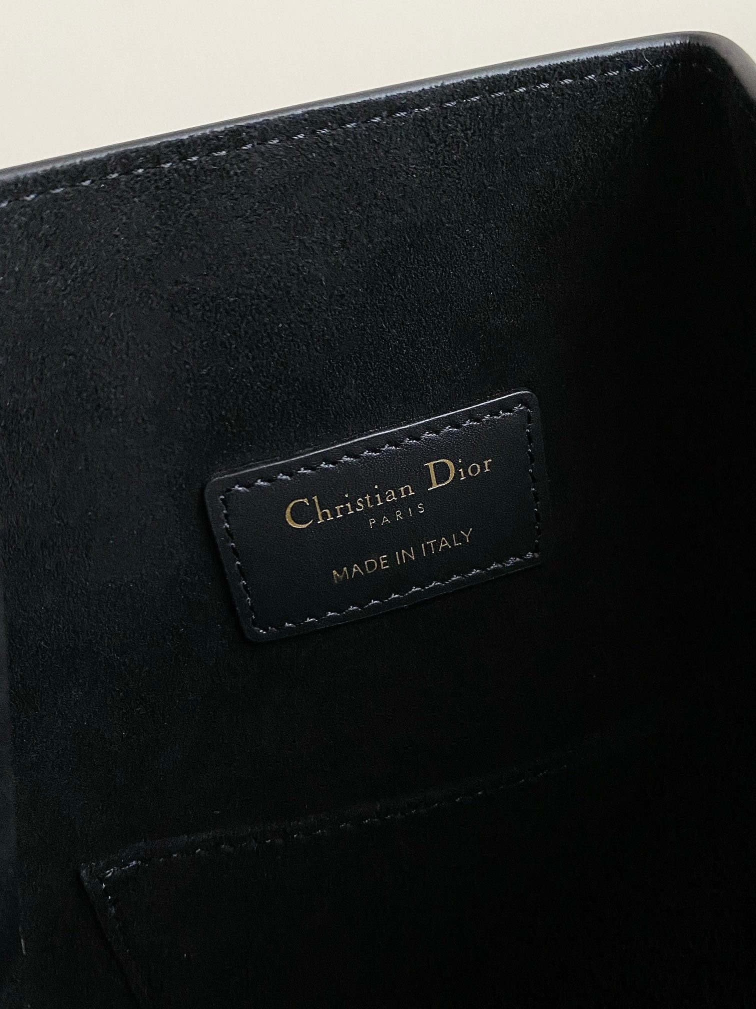 DIOR MEDIUM C'EST 24 IN BLACK CD-EMBOSSED CALFSKIN