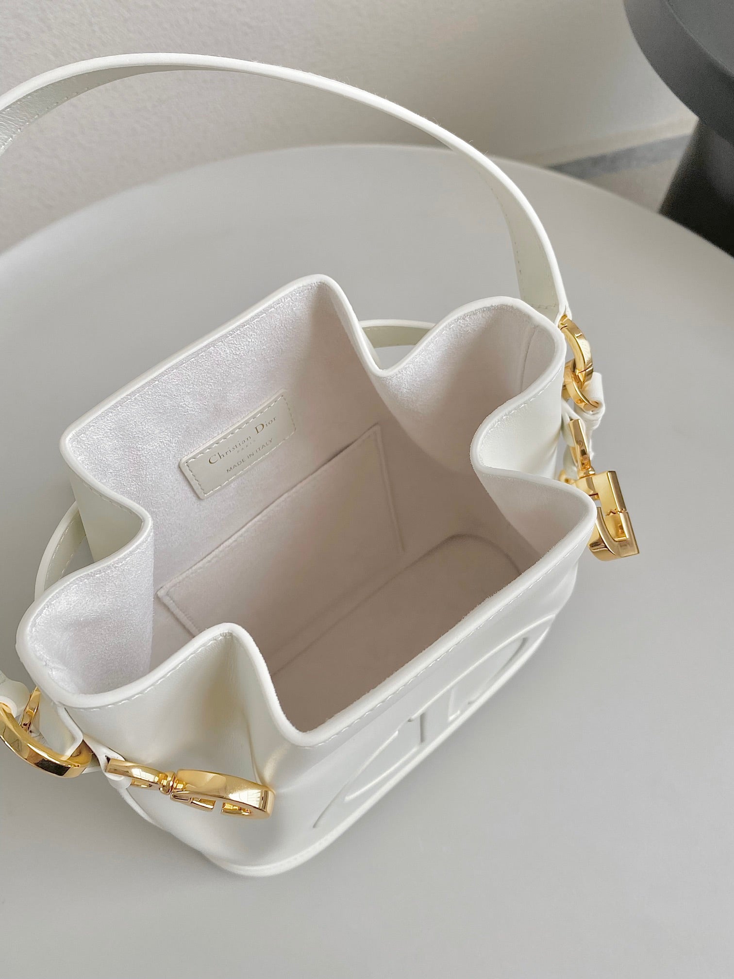 DIOR MEDIUM C'EST 24 IN WHITE CD-EMBOSSED CALFSKIN