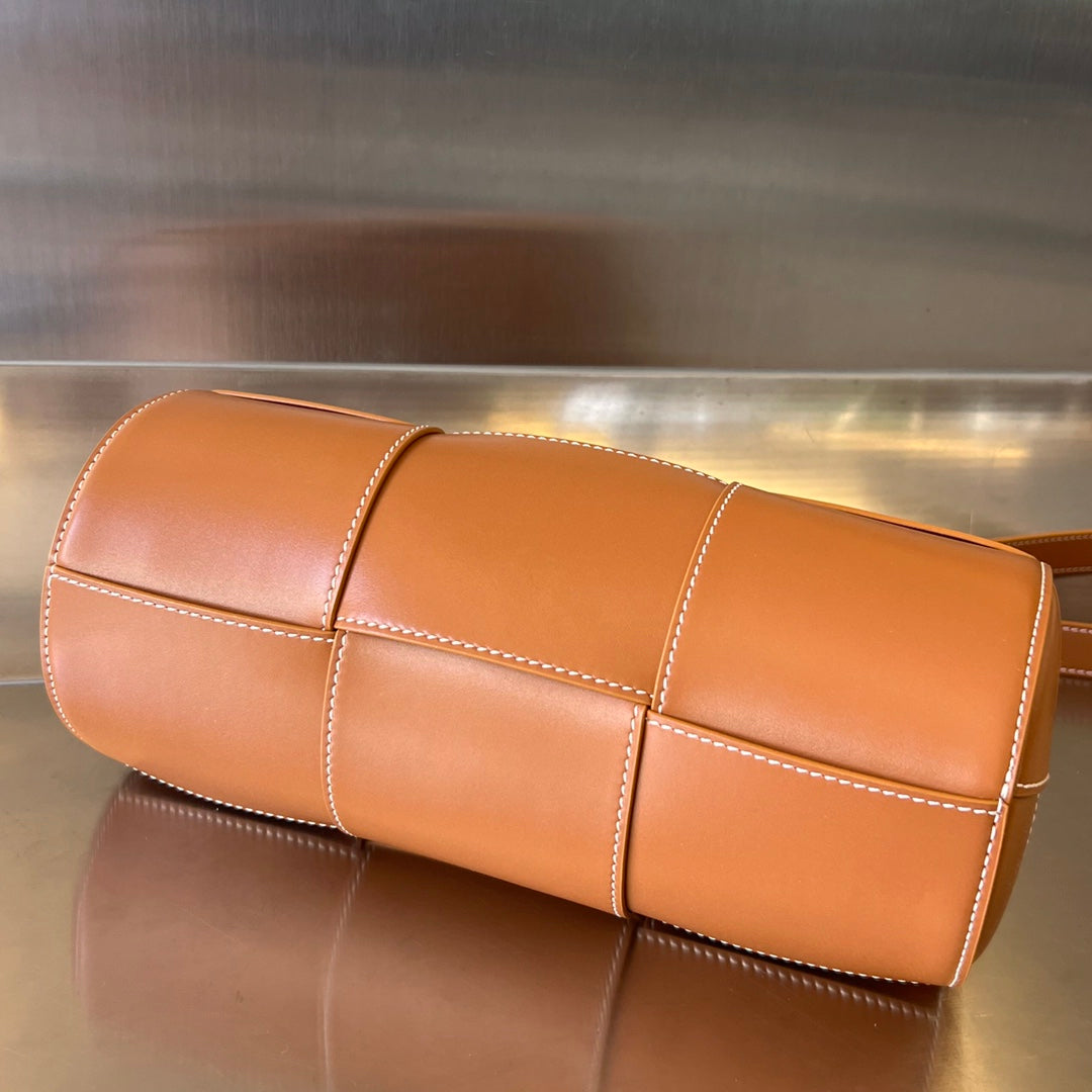 BOTTEGA VENETA CYLINDER CASSETTE 30 IN BRONZE BROWN CALFSKIN