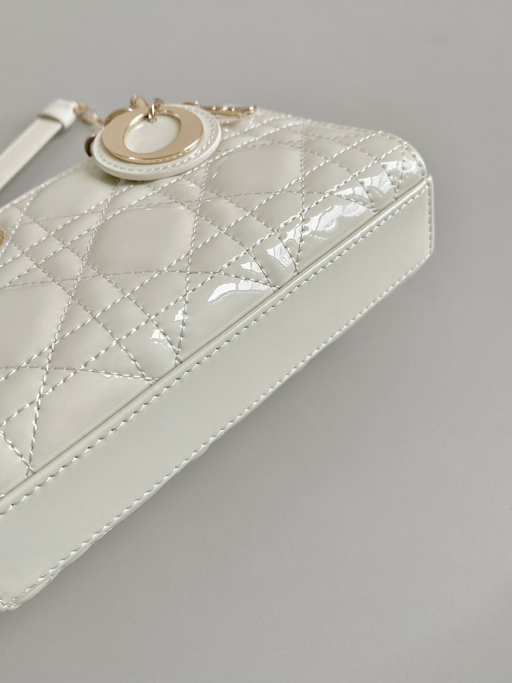DIOR MINI D-JOY BAG 17 IN WHITE LAMBSKIN