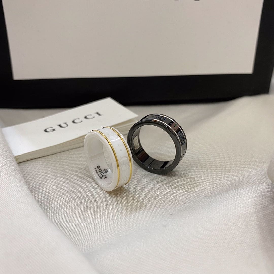 18K Double Gucci Icon White Zirconia Ring