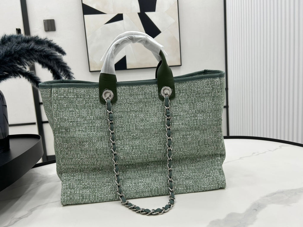 CHANEL DEAUVILLE LARGE 38 TOTE BAG IN LIGHT GREEN CANVAS