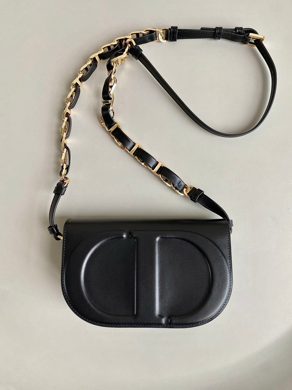 DIOR SIGNATURE HOBO 21 BAG IN BLACK CALFSKIN