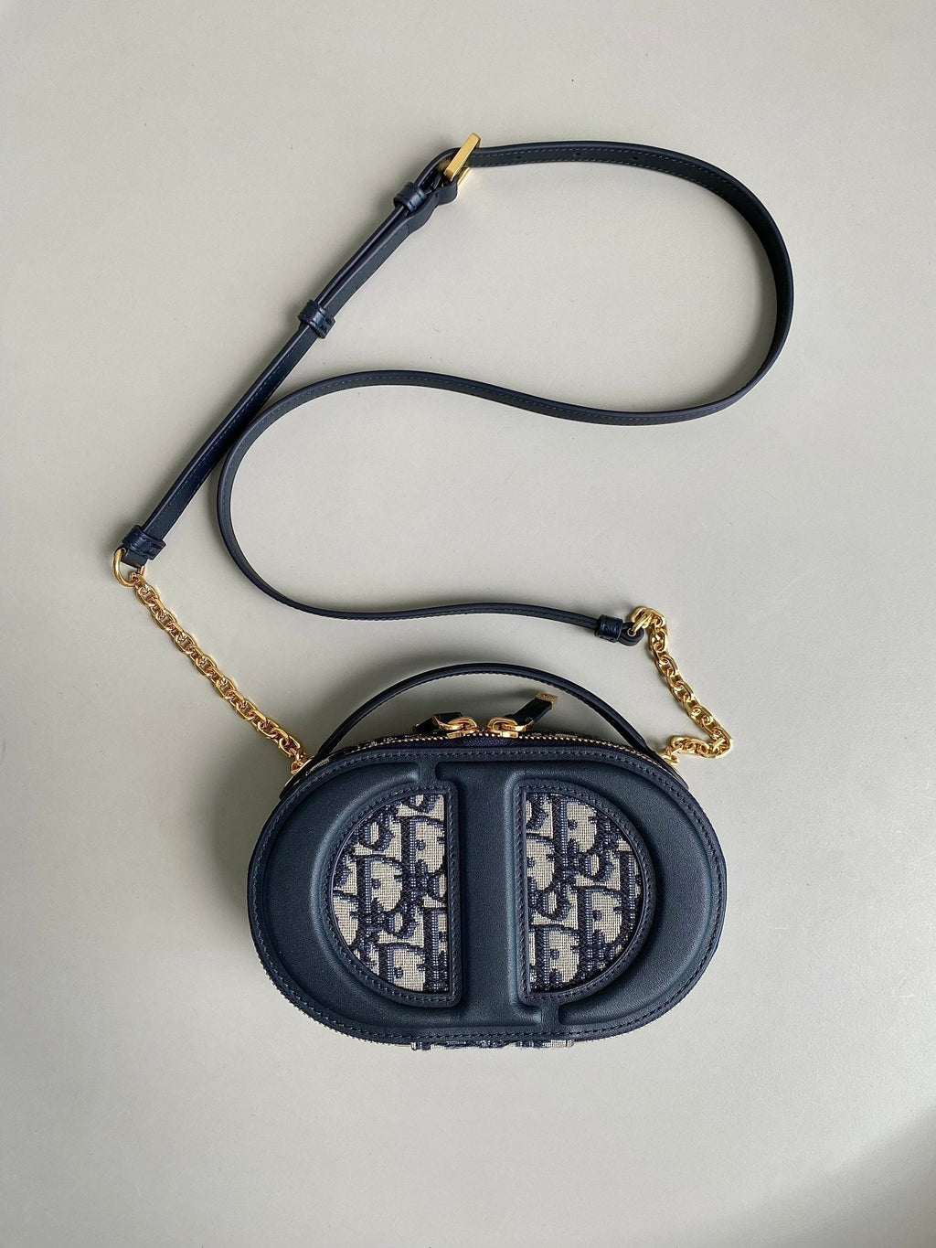 DIOR SIGNATURE 18 OVAL BAG IN BLUE OBLIQUE JACQUARD