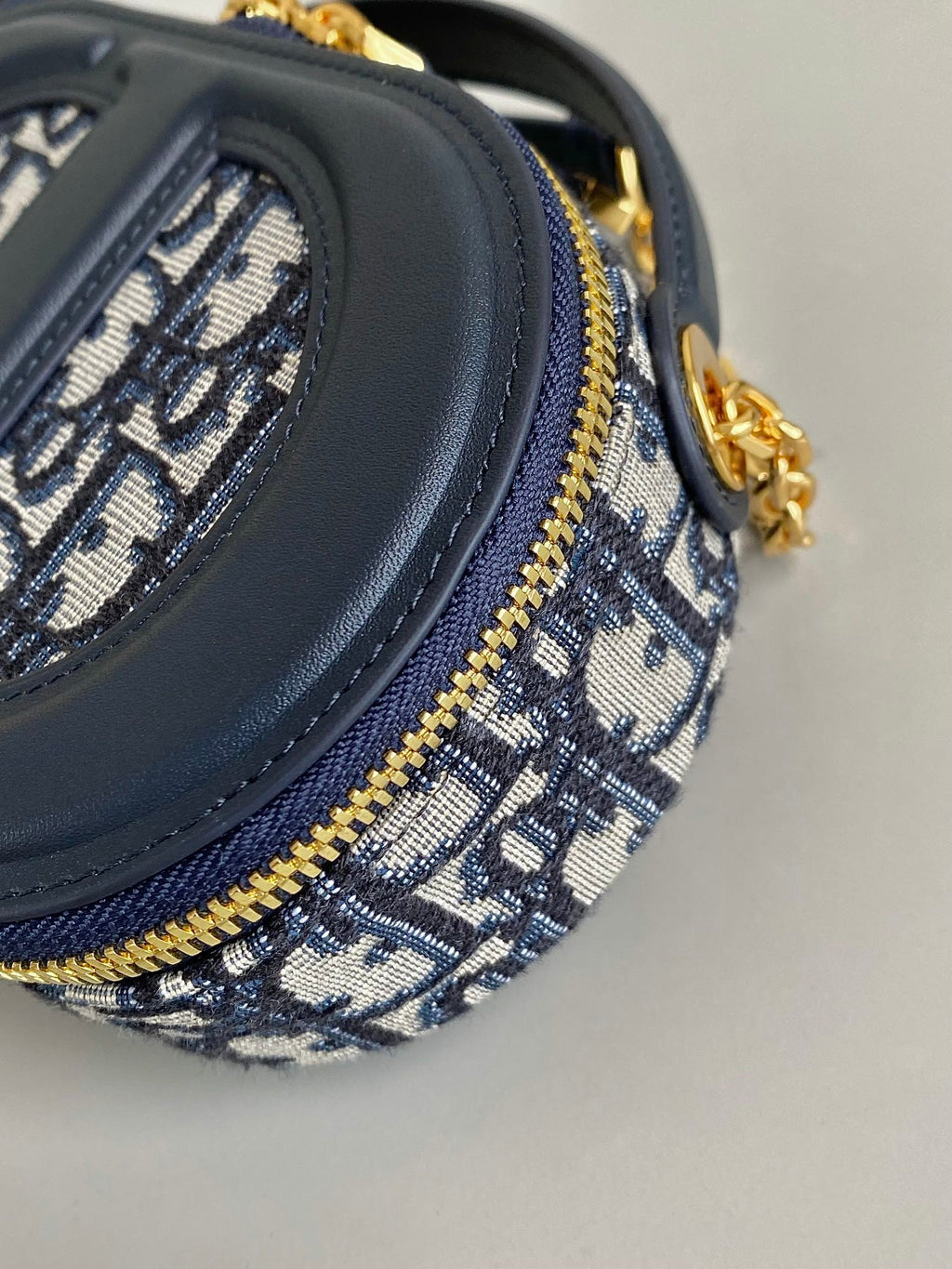DIOR SIGNATURE 18 OVAL BAG IN BLUE OBLIQUE JACQUARD
