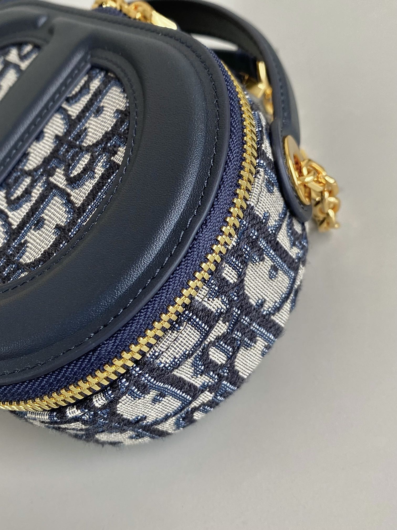 DIOR SIGNATURE 18 OVAL BAG IN BLUE OBLIQUE JACQUARD