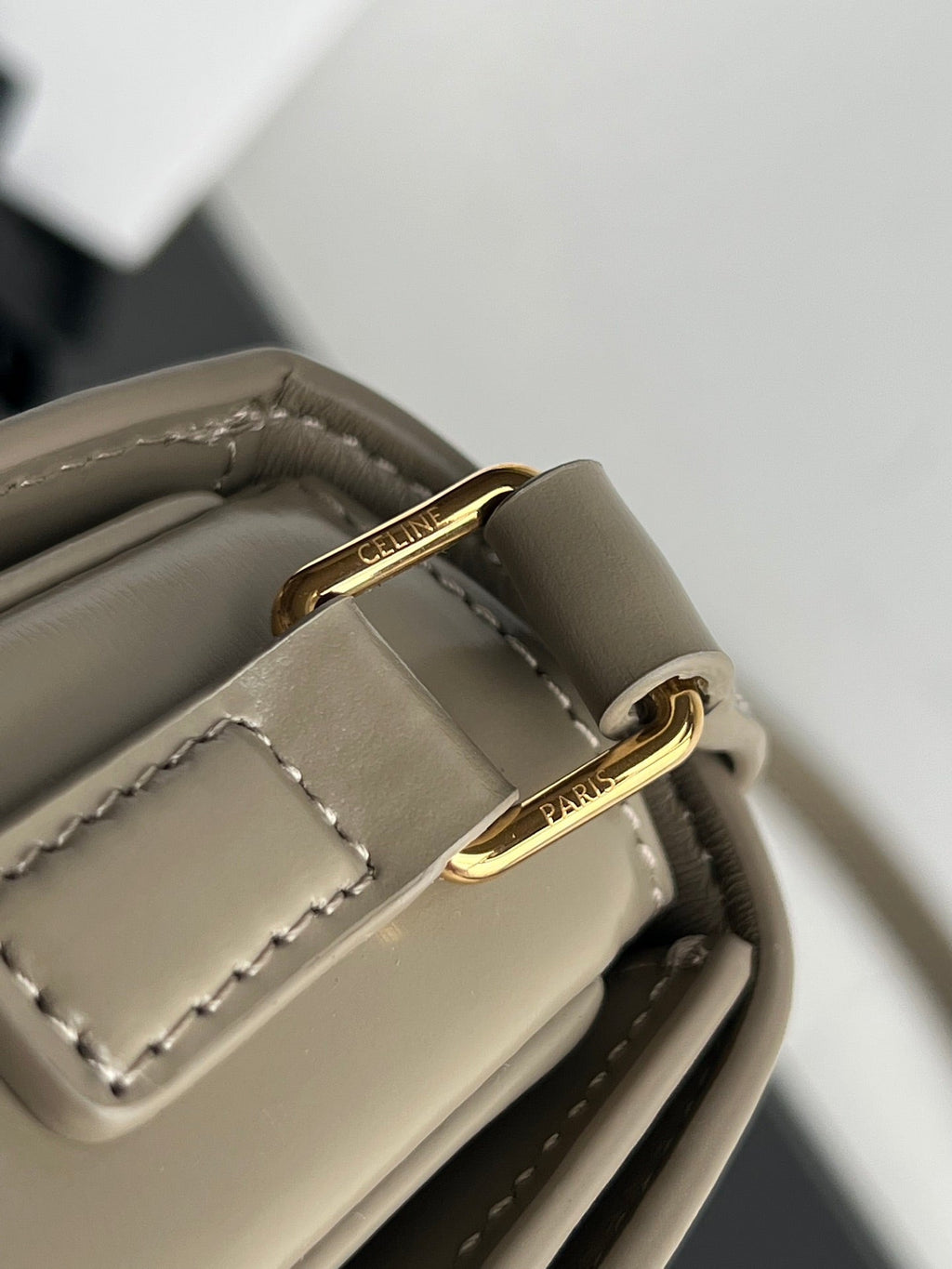CELINE TRIOMPHE TEEN 22 PEBBLE GREY COWHIDE